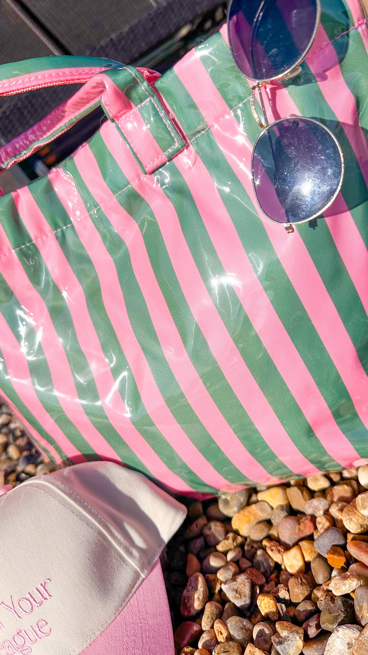Palm Punch Tote